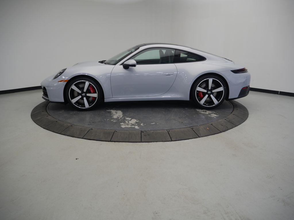 Thumbnail: 2026 Porsche 911 - 2