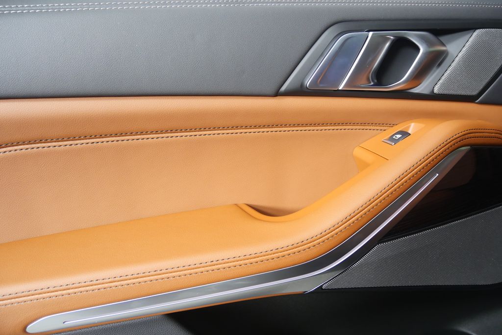 Thumbnail: 2026 BMW X5 - 13