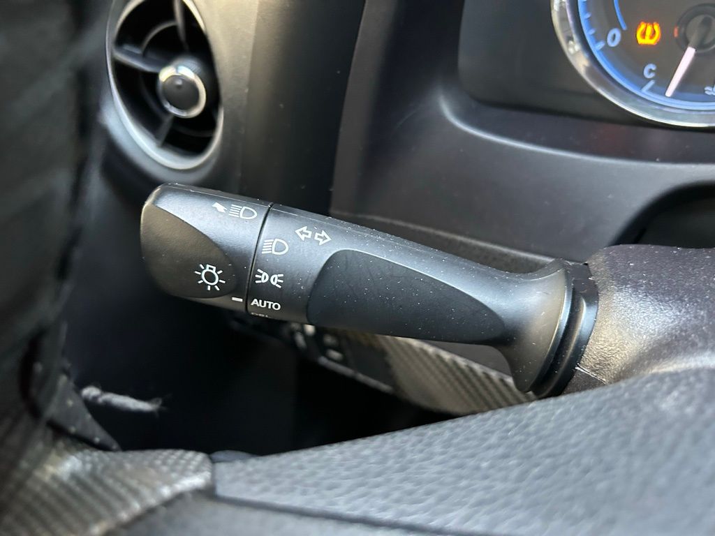 Thumbnail: 2018 Toyota Corolla - 19