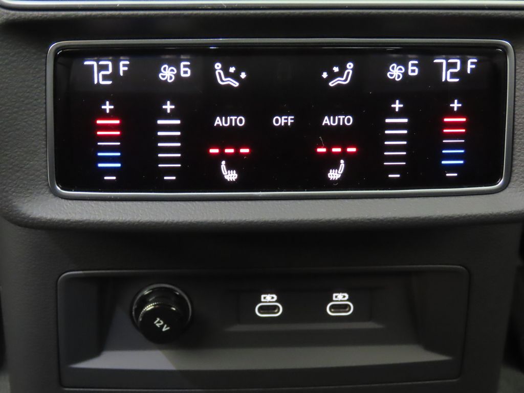 Thumbnail: 2025 Audi Q7 - 25