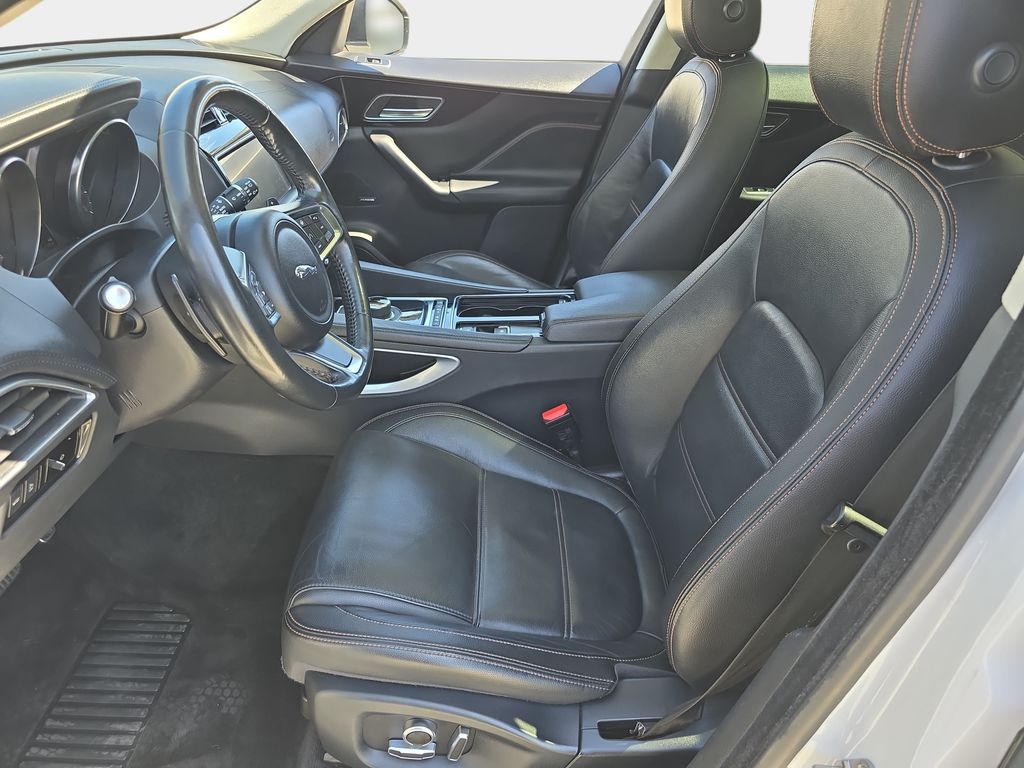 Used 2019  Jaguar 30t Prestige image 18