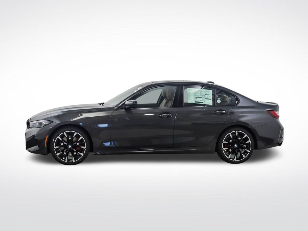 Thumbnail: 2026 BMW 3 Series - 2