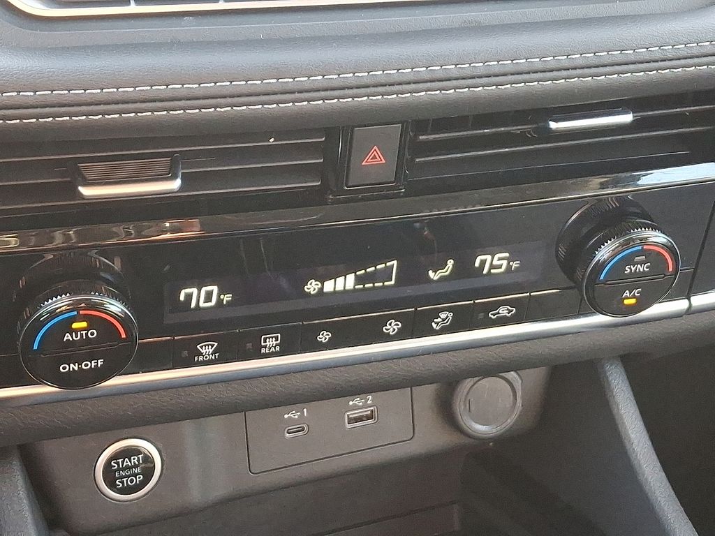 Thumbnail: 2022 Nissan Rogue - 16