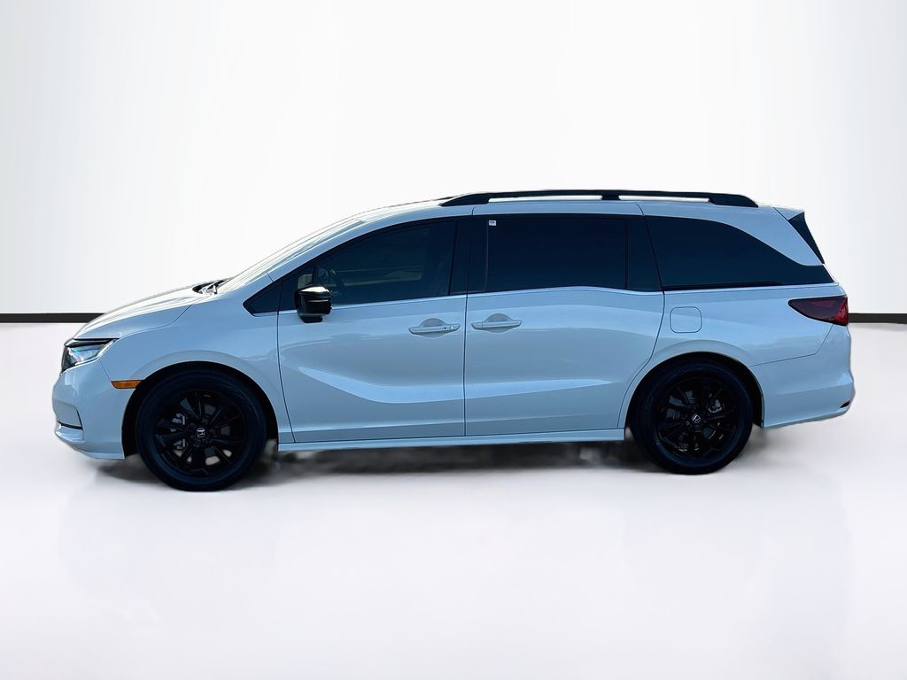 Thumbnail: 2023 Honda Odyssey - 8