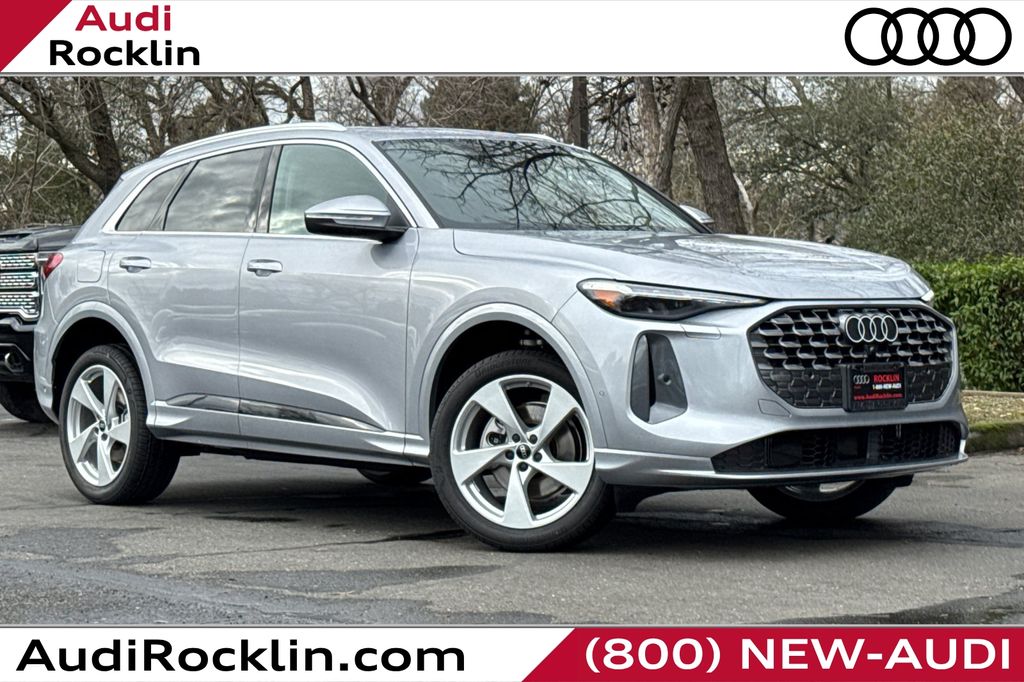 2025 Audi Q5 40 Premium Plus's photo