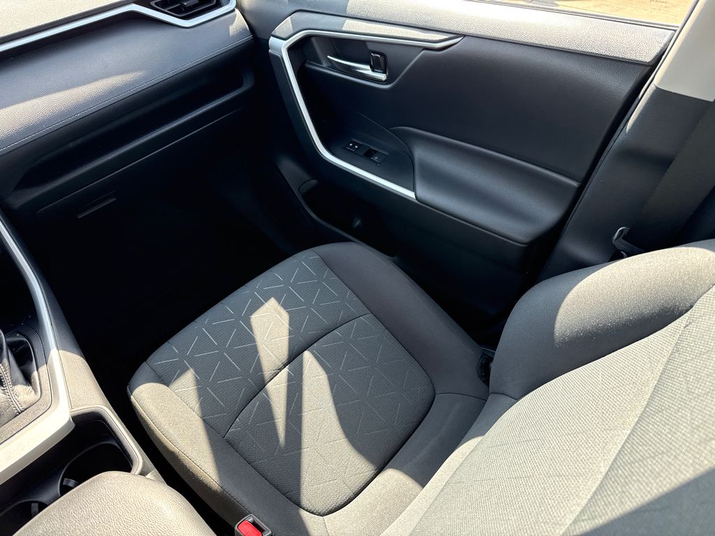 Used 2021 Toyota RAV4 SUV