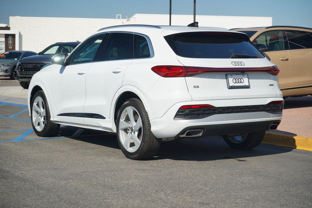 Thumbnail: 2025 Audi Q5 - 3