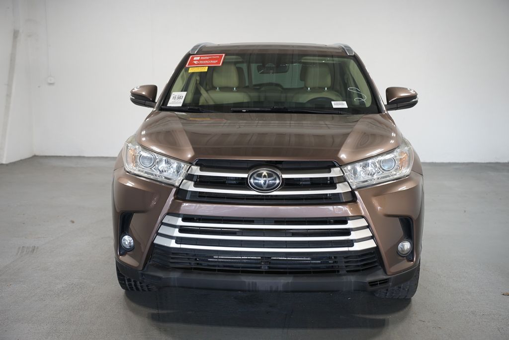 Thumbnail: 2019 Toyota Highlander - 2