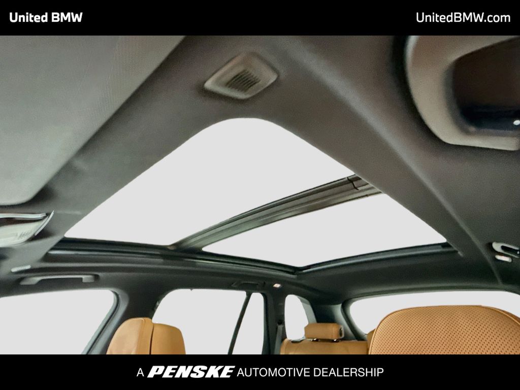 Thumbnail: 2026 BMW X5 - 12