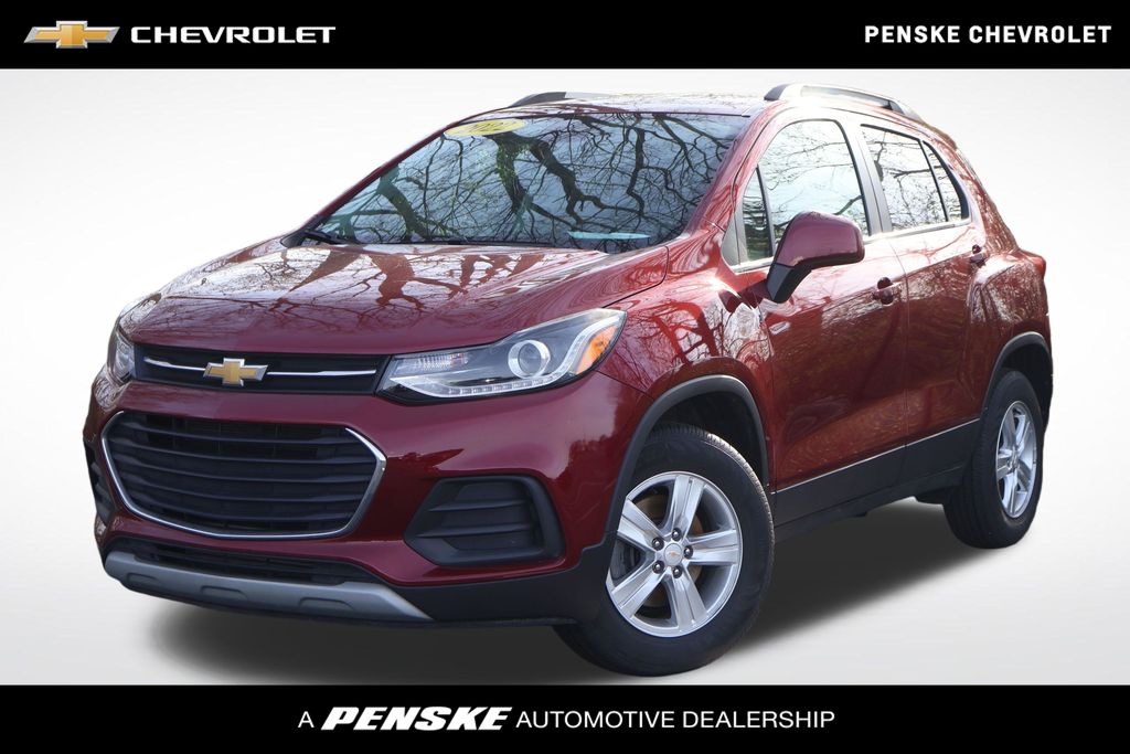 Thumbnail: 2022 Chevrolet Trax - 1