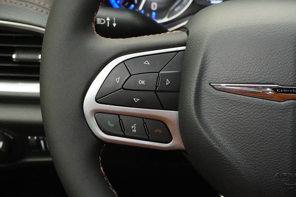 Used Car 2024 Chrysler Pacifica  Pinnacle For Sale Under $50,000 In Weatherford, Texas