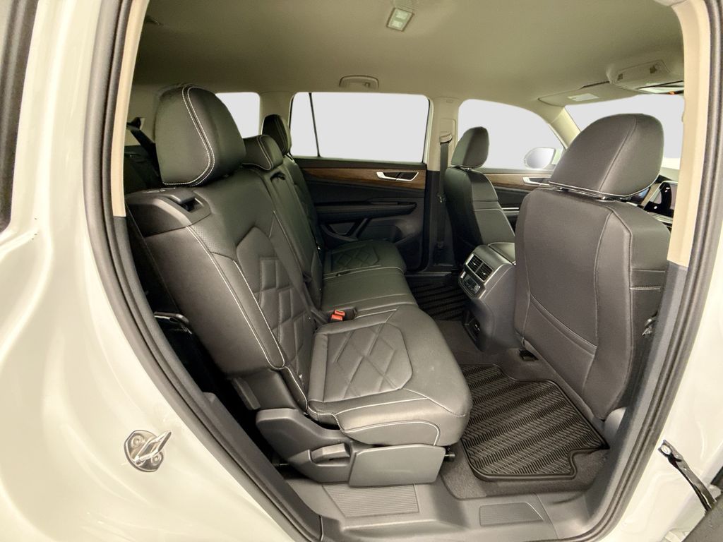 Thumbnail: 2026 Volkswagen Atlas - 20