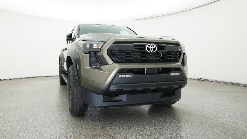 Thumbnail: 2025 Toyota Tacoma - 21