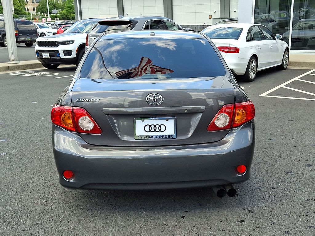 Thumbnail: 2010 Toyota Corolla - 5