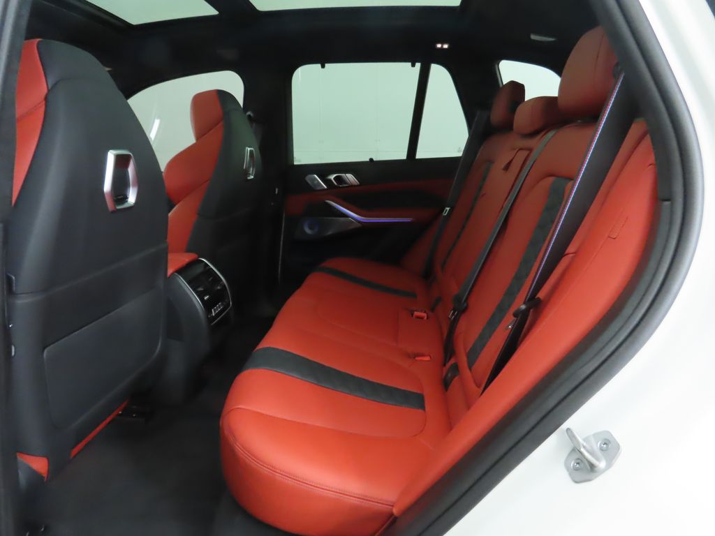 2025 BMW X5 M Competition 22
