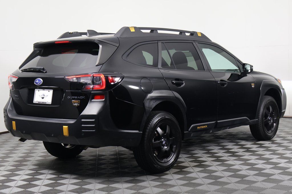 Thumbnail: 2023 Subaru Outback - 4