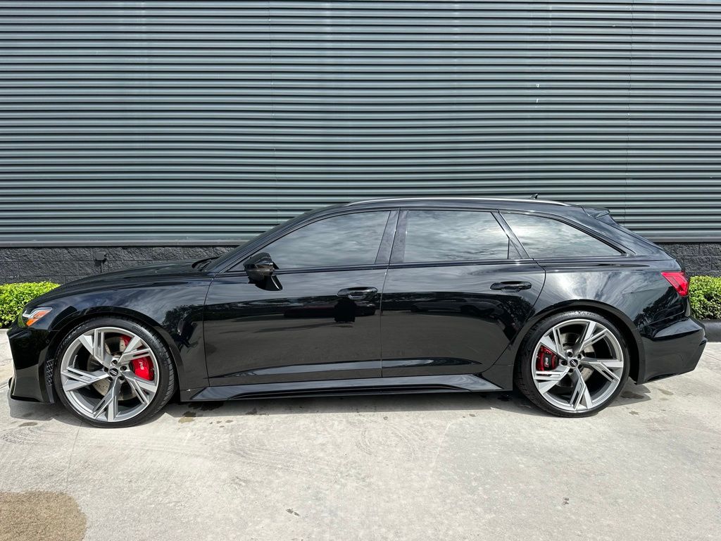 Thumbnail: 2021 Audi RS 6 - 2