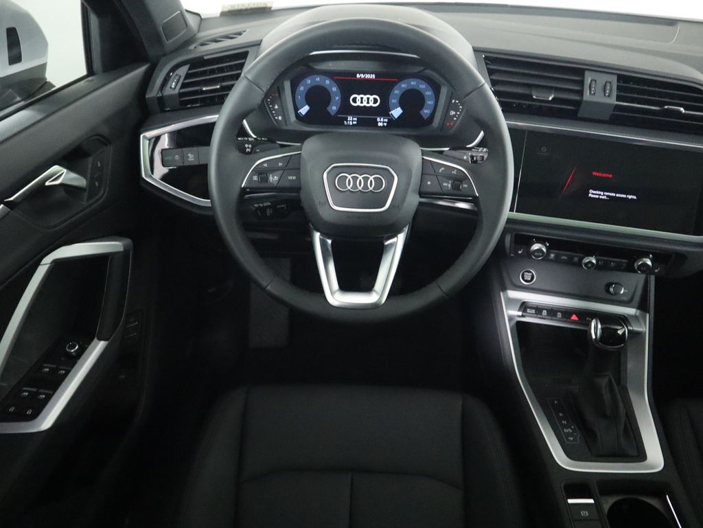 Thumbnail: 2025 Audi Q3 - 11