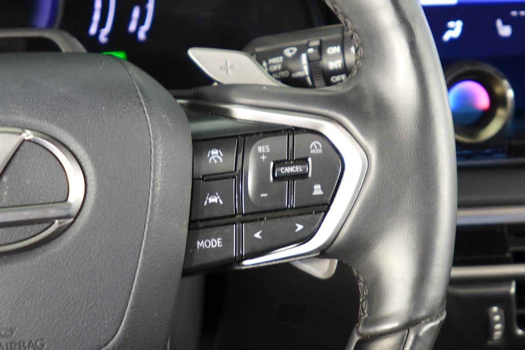 Thumbnail: 2023 Lexus RX - 29