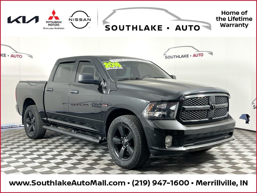 Brilliant Black Crystal Pearlcoat 2016 RAM 1500 Express Crew Cab 4WD Pickup Truck Four-Wheel Drive 8-Speed Automatic