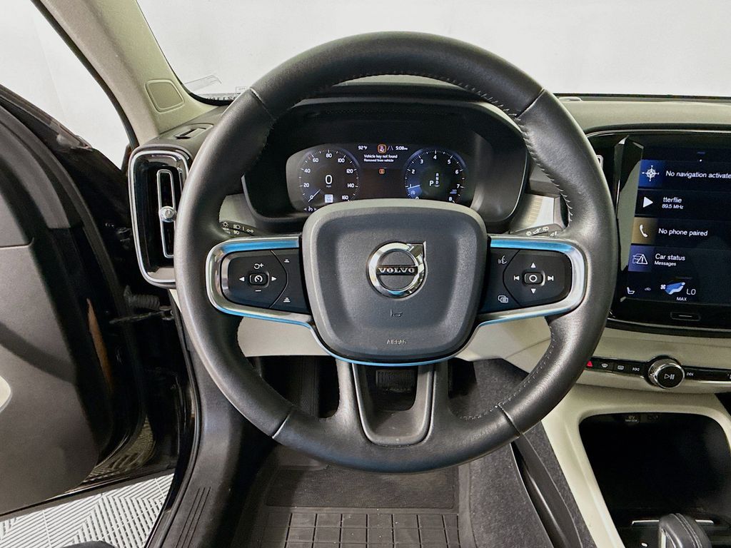 Thumbnail: 2020 Volvo XC40 - 11