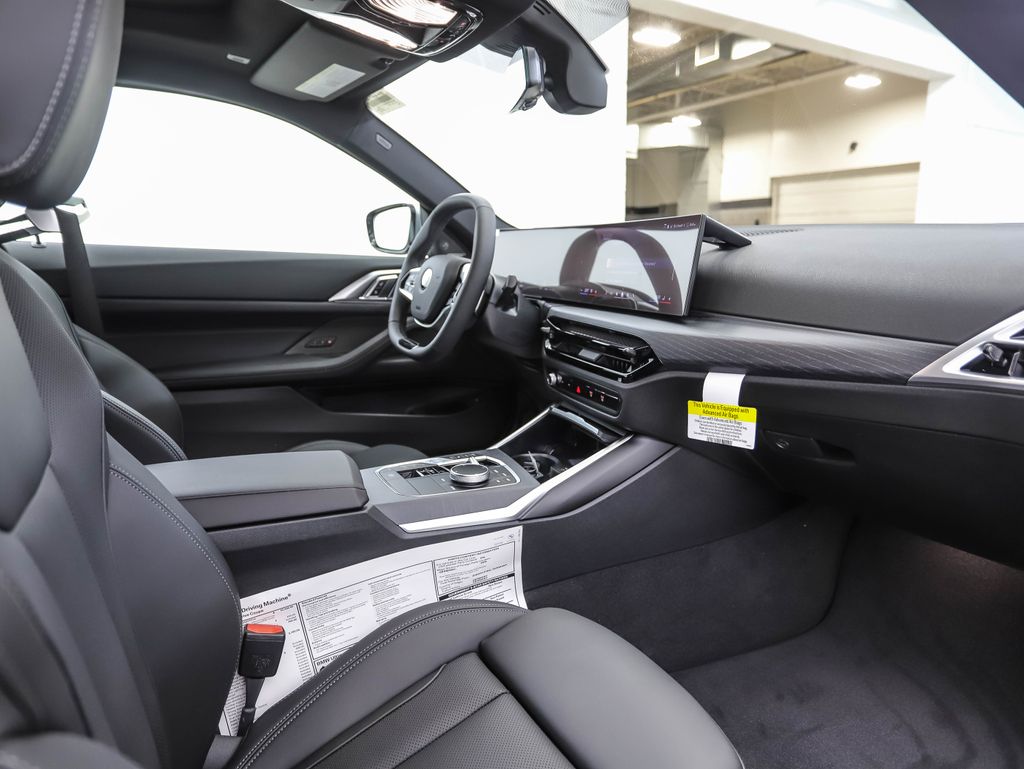 Thumbnail: 2026 BMW 4 Series - 23