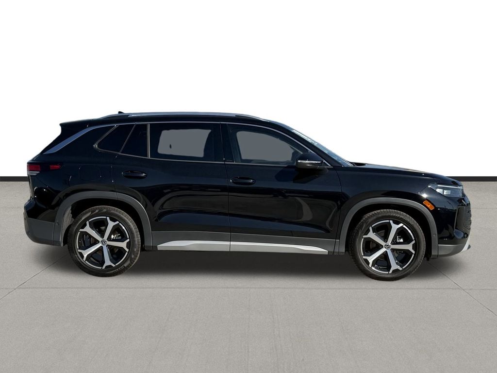 2026 Volkswagen Tiguan 2.0T SE - 3