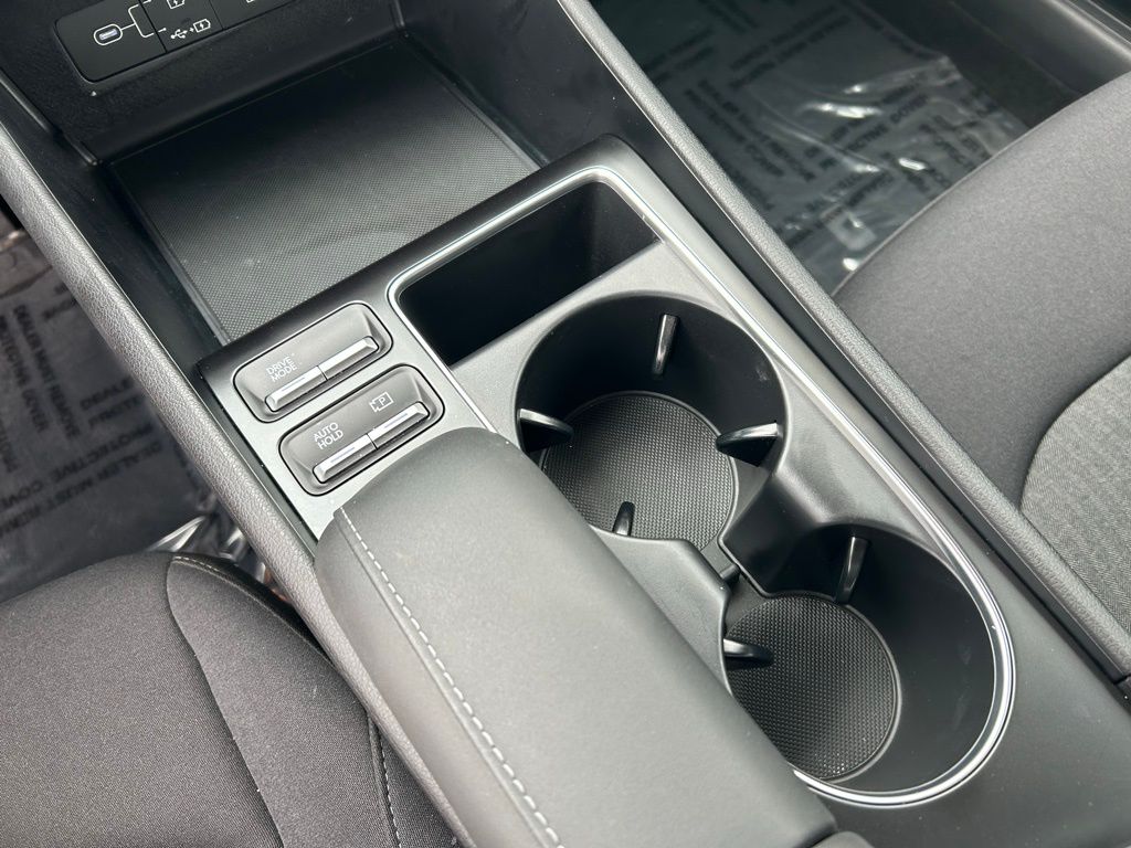 2025 Hyundai Sonata SEL 23
