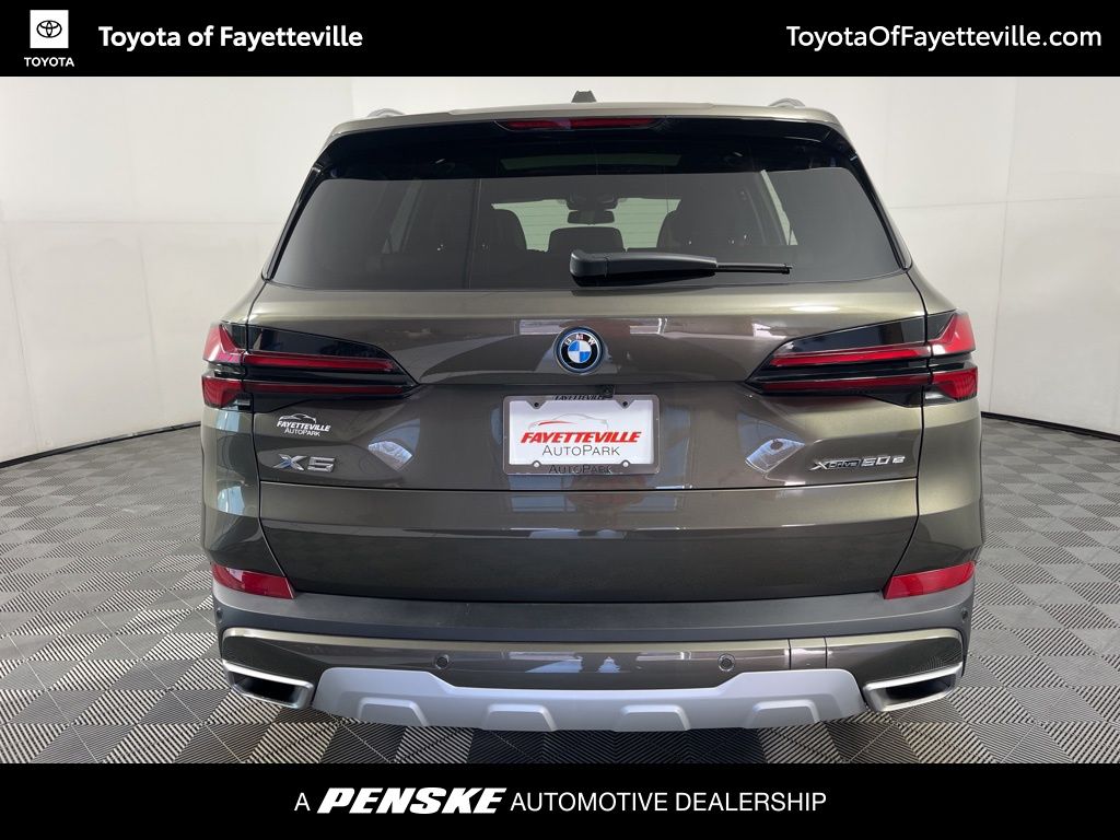 Thumbnail: 2024 BMW X5 - 14