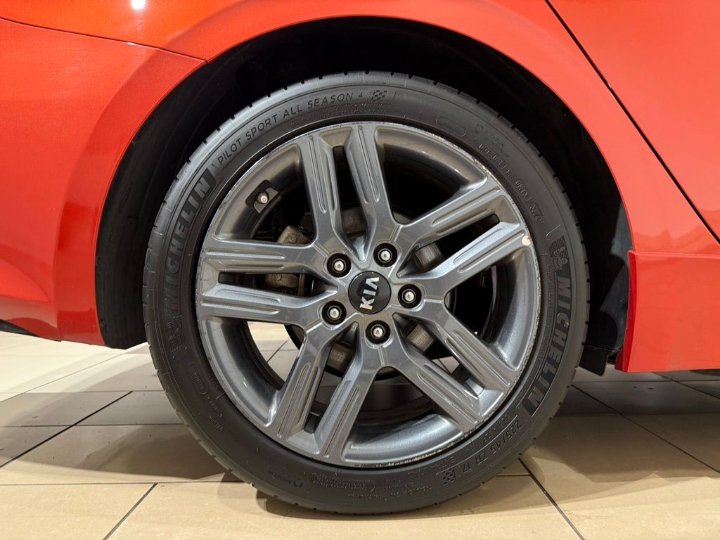 Thumbnail: 2021 Kia Forte - 9