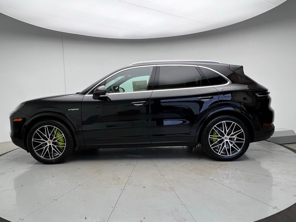 Used 2026 Porsche Cayenne E-Hybrid with VIN WP1AE2AY4TDA10631 for sale in Austin, TX