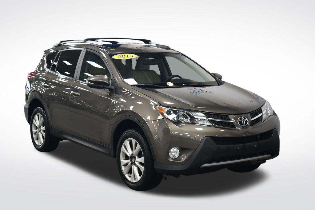 Thumbnail: 2013 Toyota RAV4 - 11