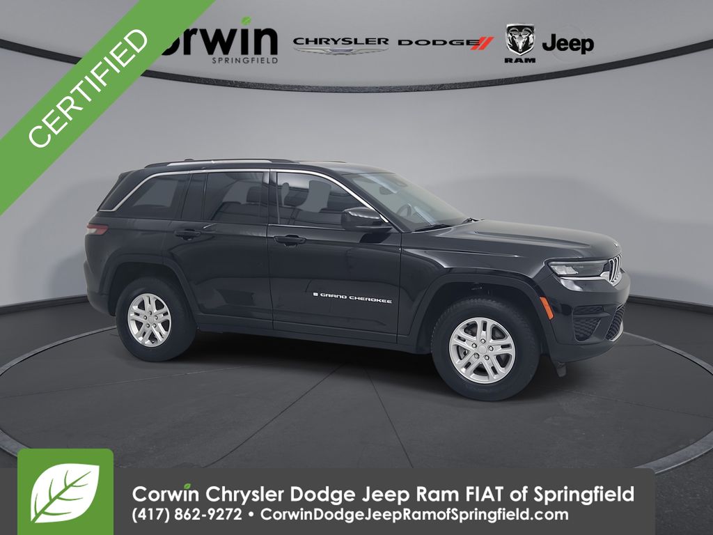 Diamond Black Crystal Pearlcoat 2023 Jeep Grand Cherokee SUV / Crossover Four-Wheel Drive 8-Speed Automatic