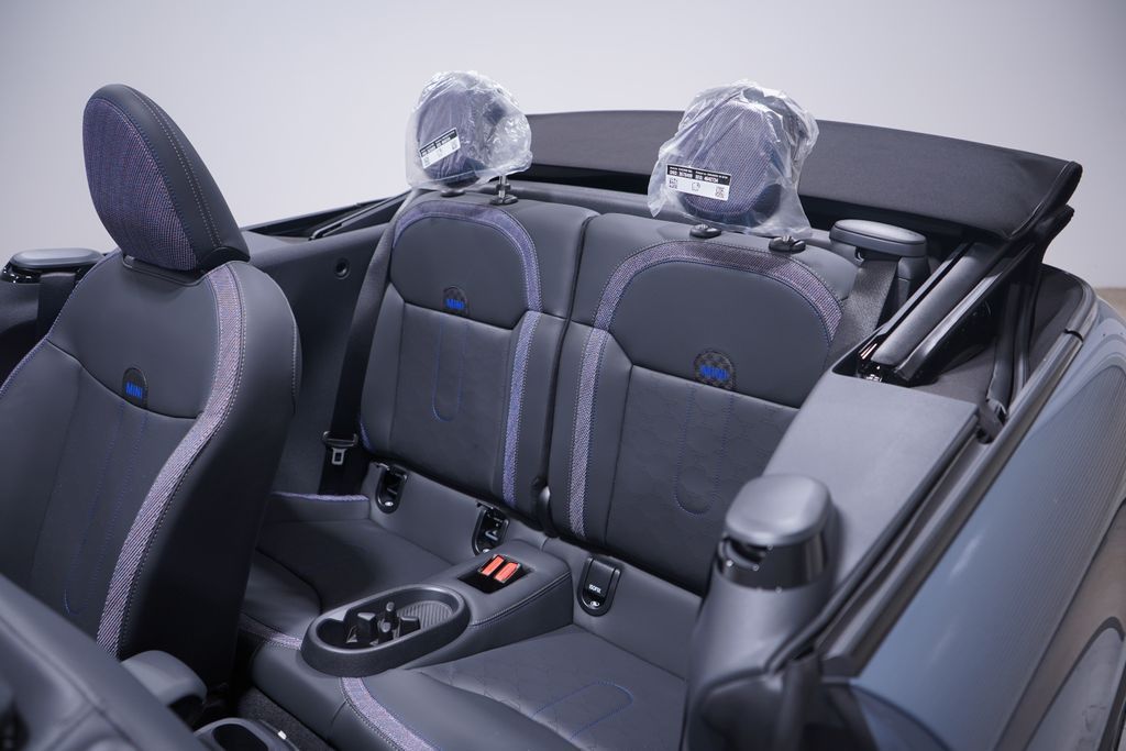 Thumbnail: 2026 MINI Cooper - 12