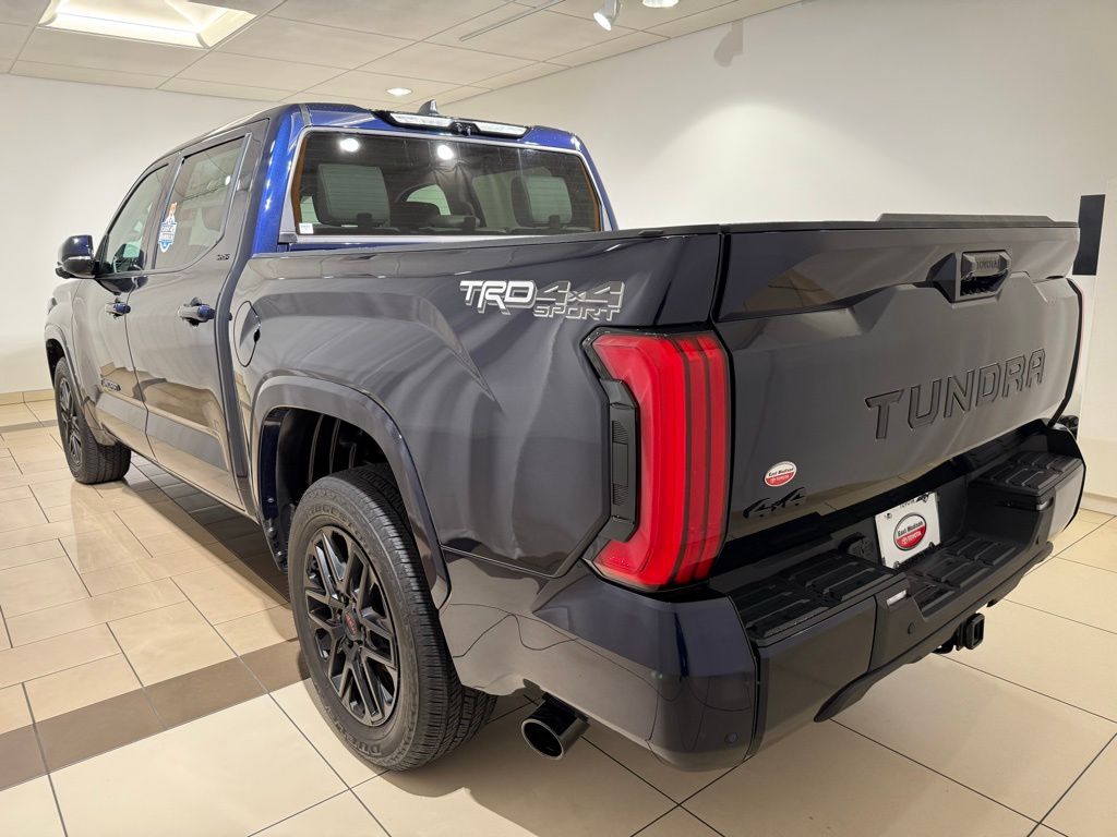 Thumbnail: 2024 Toyota Tundra - 8