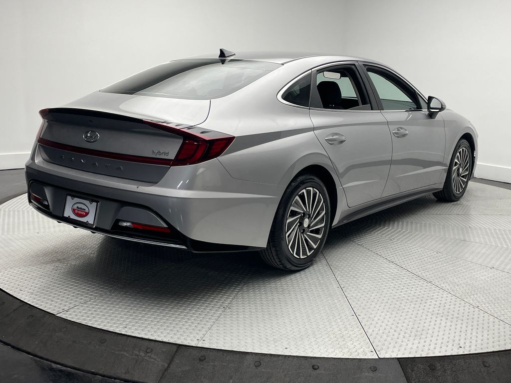 Thumbnail: 2023 Hyundai Sonata - 5