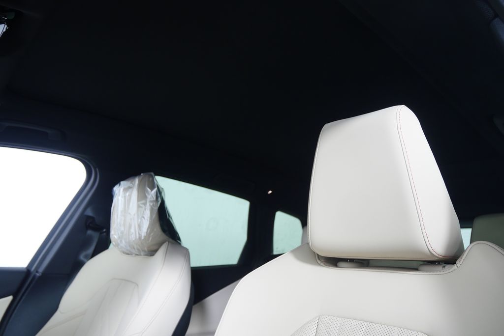 Thumbnail: 2026 BMW X3 - 12