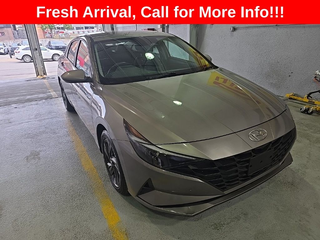 Fluid Metal 2022 Hyundai Elantra Hybrid Sedan Front-Wheel Drive 6-Speed Dual Clutch