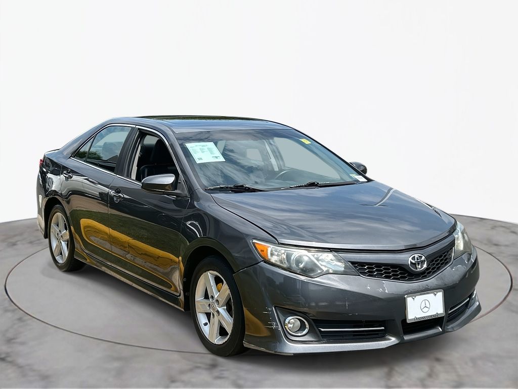 Thumbnail: 2012 Toyota Camry - 3