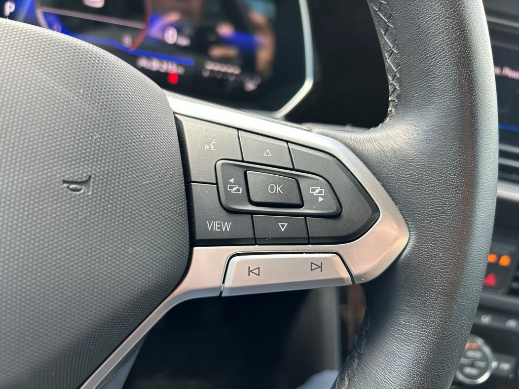 Thumbnail: 2023 Volkswagen Jetta - 19