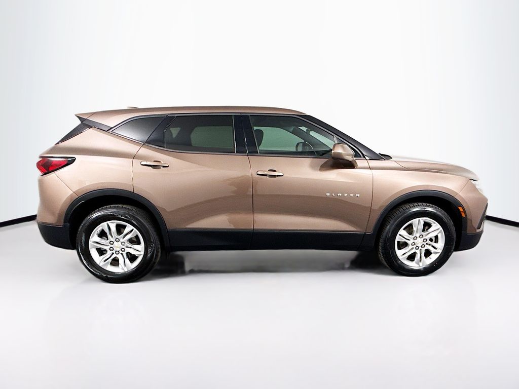 Thumbnail: 2019 Chevrolet Blazer - 4