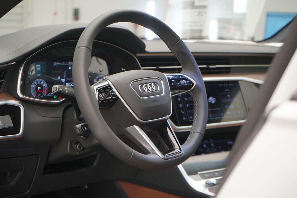 2025 Audi A6  8