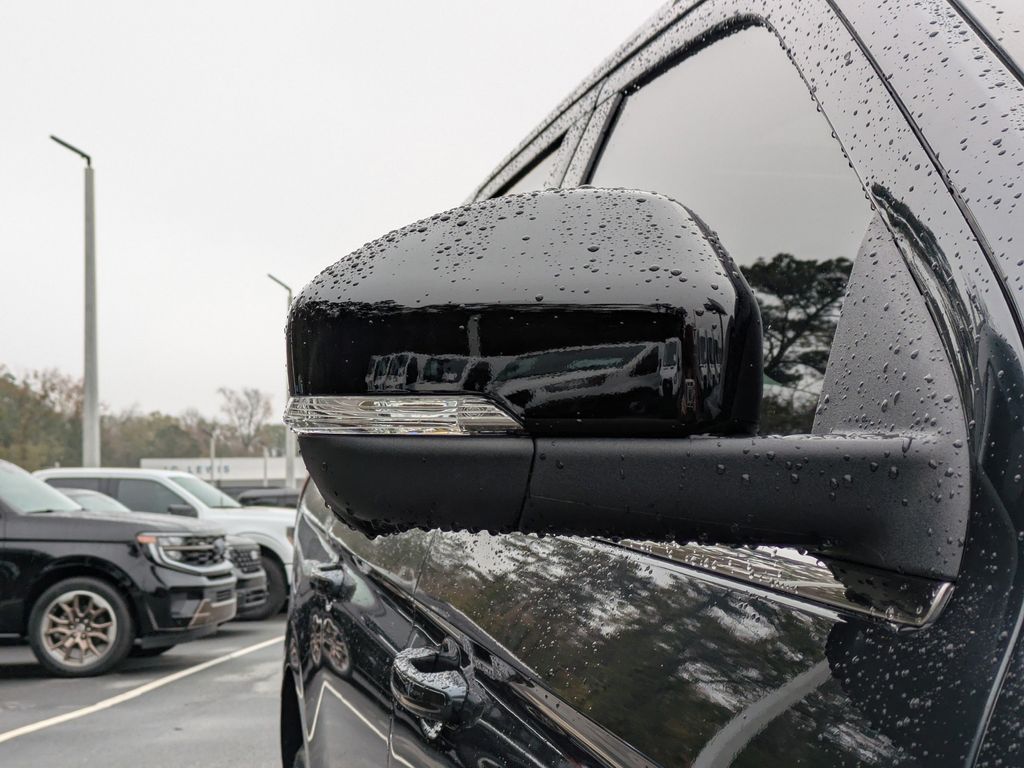 2025 Ford Expedition Platinum MAX