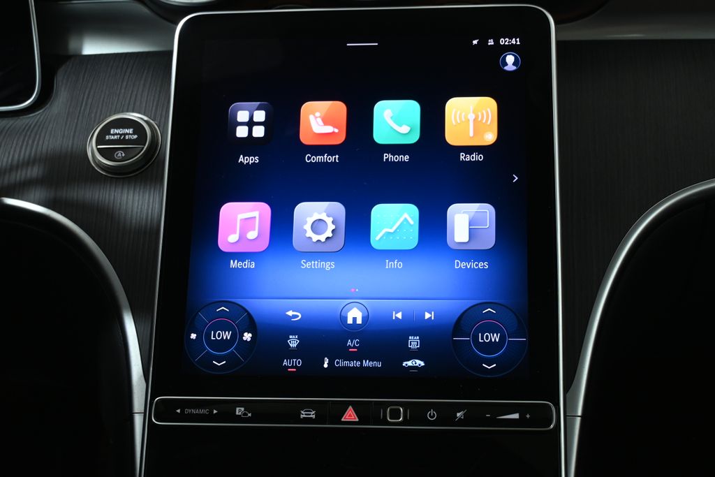 Thumbnail: 2025 Mercedes-Benz C-Class - 21