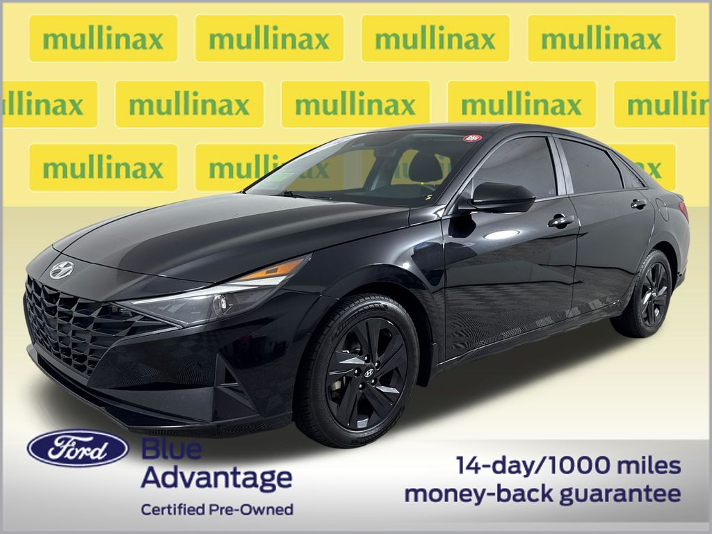 Certified Used 2022 Black Hyundai SEL image 14