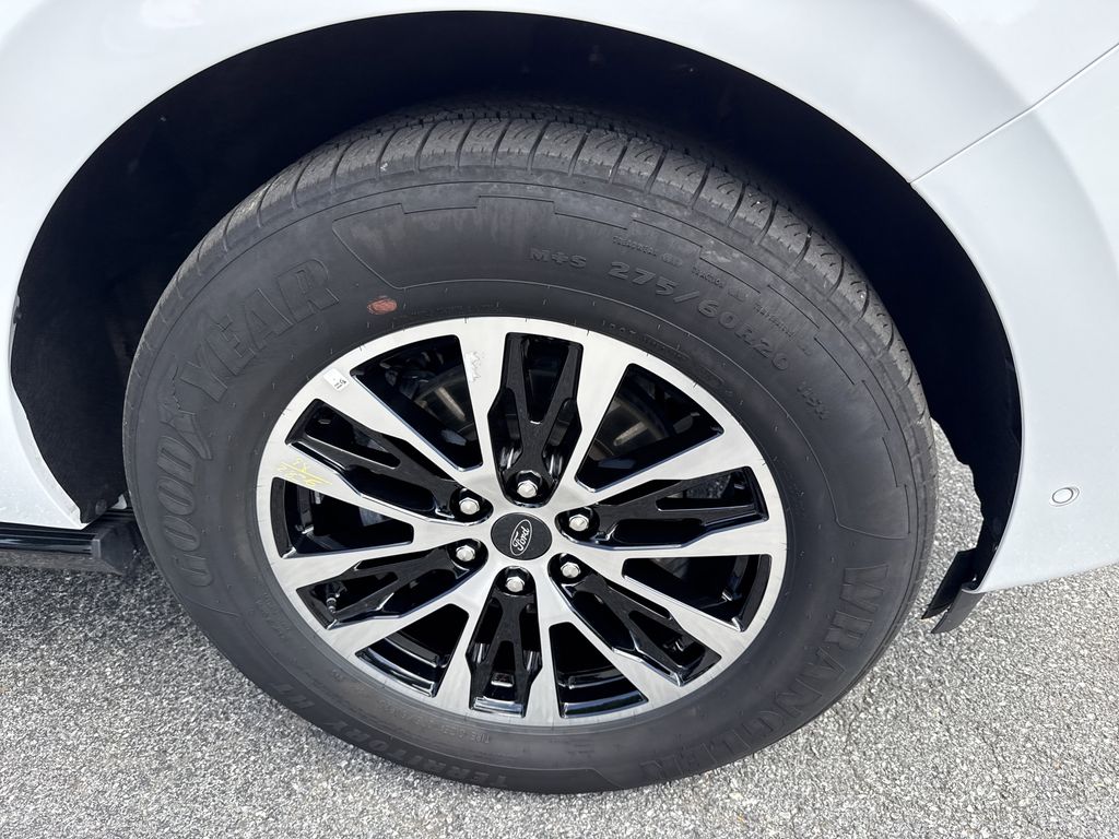 Used 2025 Ford Expedition Max SUV