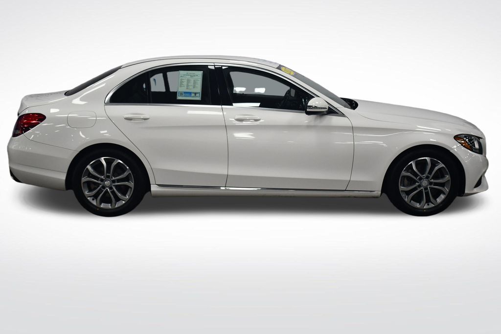 Thumbnail: 2017 Mercedes-Benz C-Class - 8