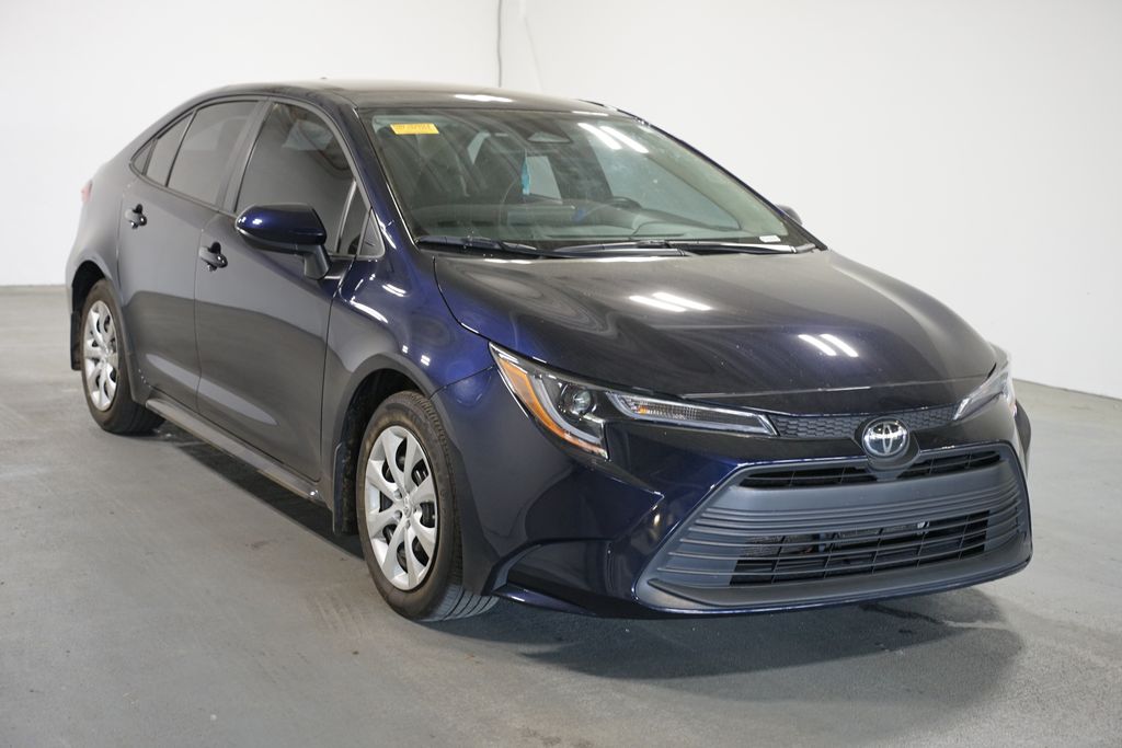 Thumbnail: 2025 Toyota Corolla - 3