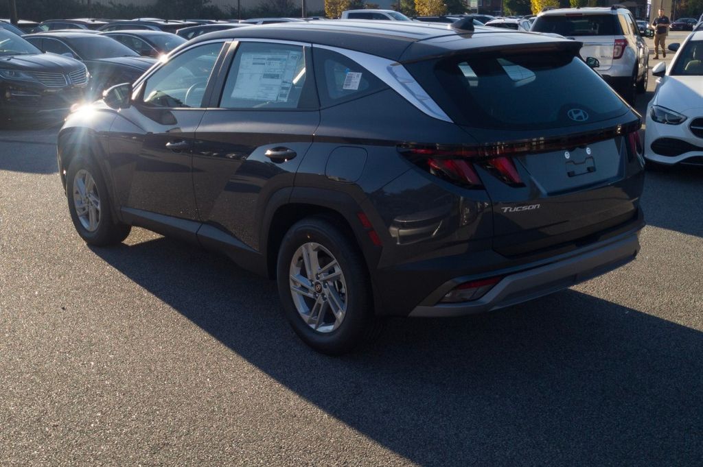 New 2026 Gray Hyundai SE image 8
