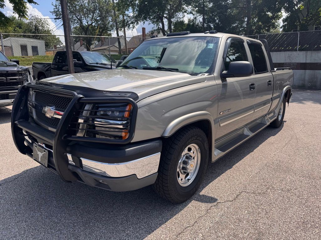 Light Pewter Metallic 2003 Chevrolet Silverado 1500HD Pickup Truck Four-Wheel Drive 4-Speed Automatic